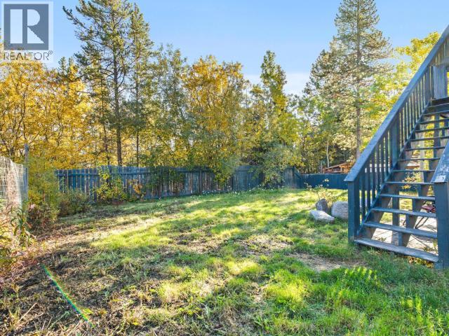 22 GARNET CRESCENT - 28