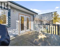 Laundry room - 22 Garnet Crescent, Whitehorse, YT Y1A6A7 Photo 10
