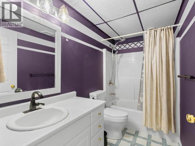 22 GARNET CRESCENT - 24