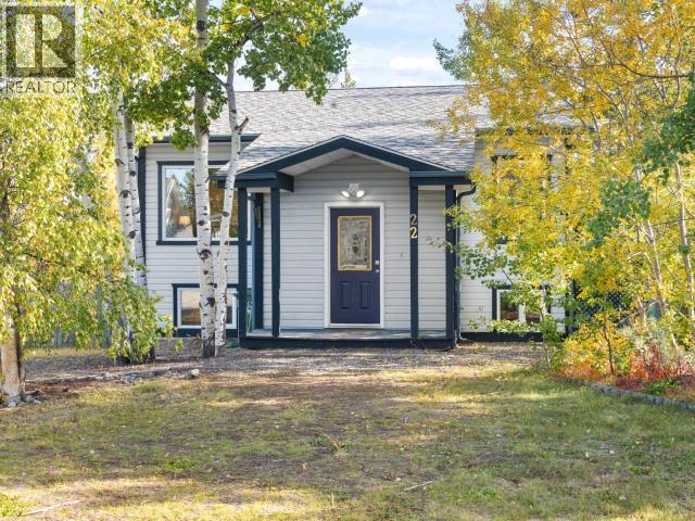 22 GARNET CRESCENT - 1