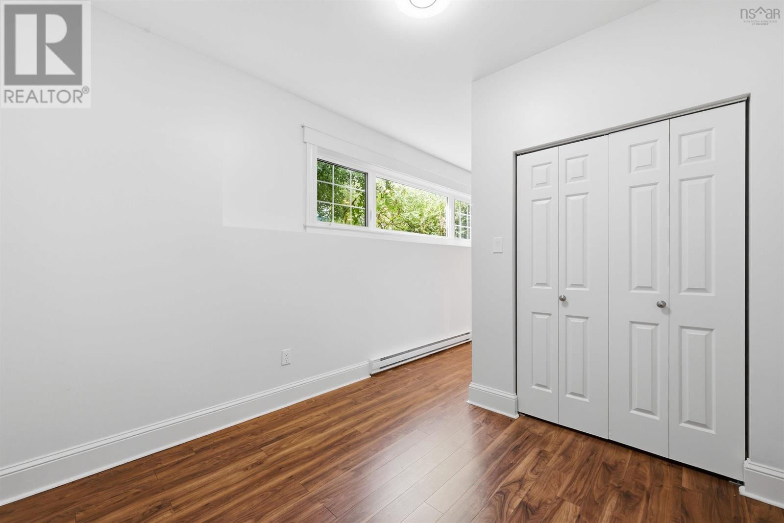 11 Laurentian Drive - 34