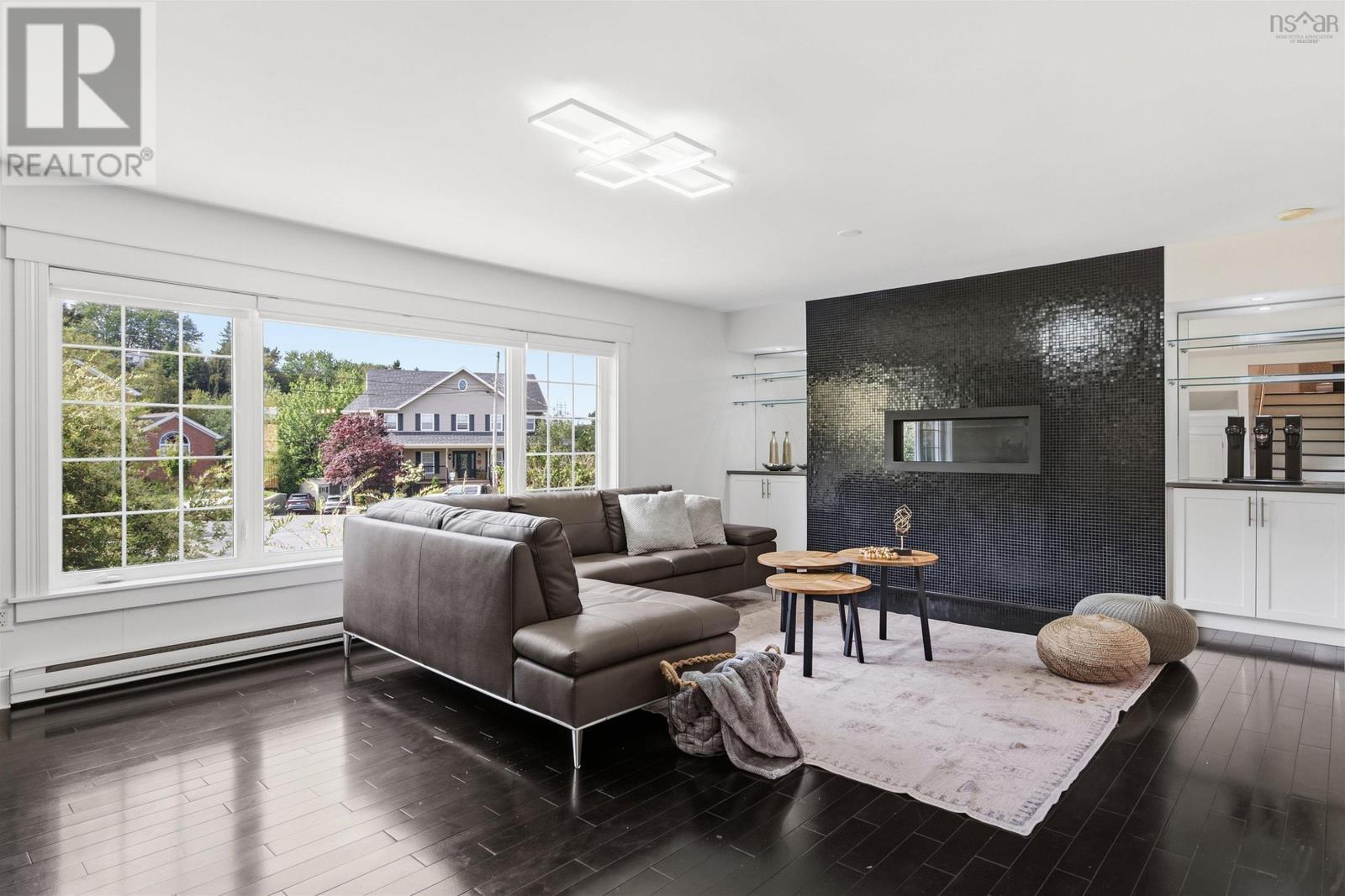 11 Laurentian Drive - 5