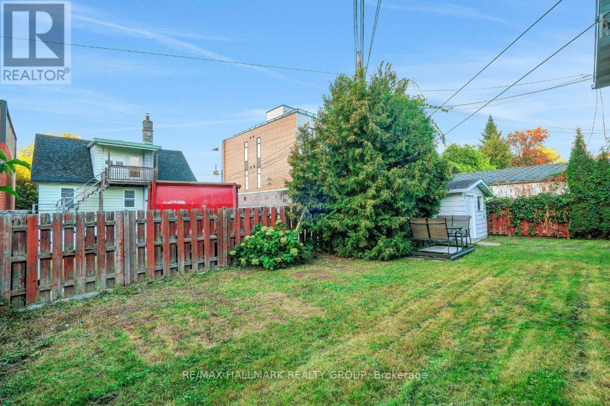 175 CARILLON STREET photo 49