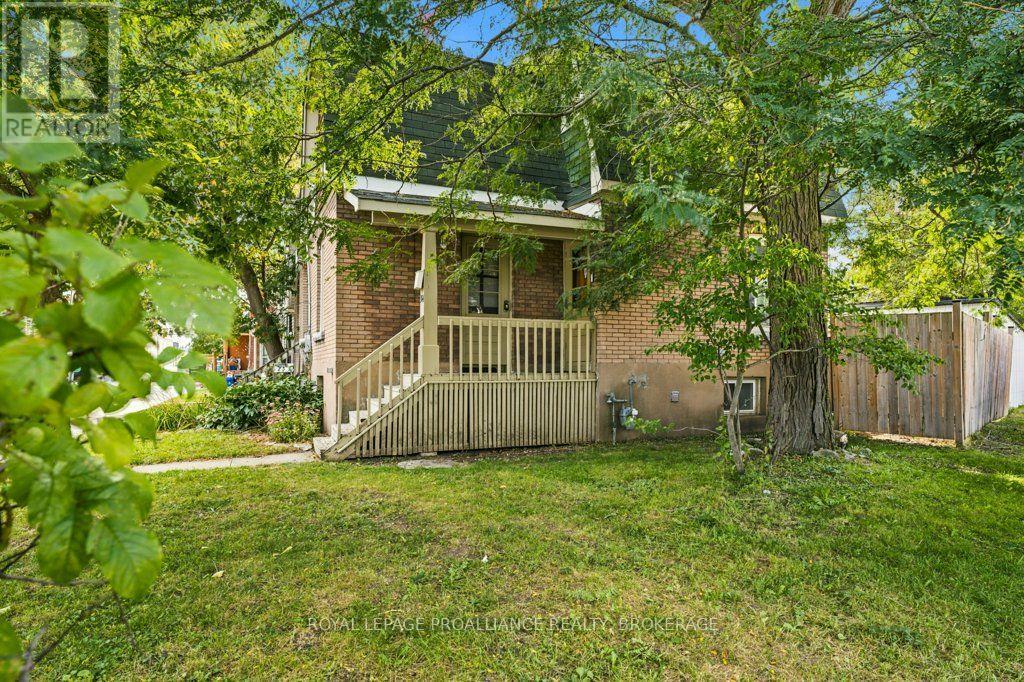 384 BARRIE STREET, Kingston (East of Sir John A. Blvd) — photo 3