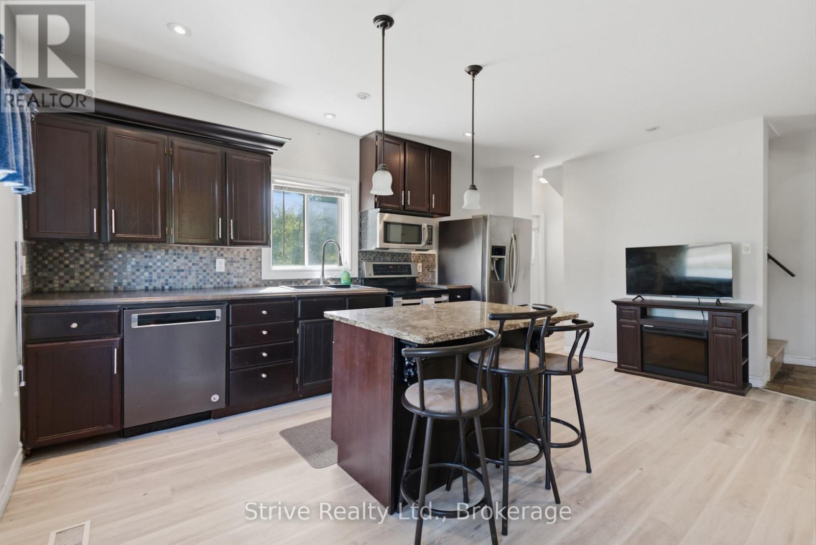 116 CONCESSION STREET W - Image 8