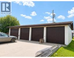 110 Howard Street, Halkirk, AB T0C1M0 Photo 28