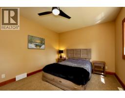 4905 Castledale View Estates Road Road, Golden, BC V0A1L0 Photo 18