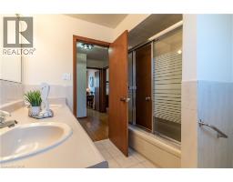 102 Markson Crescent, Hamilton, ON L8T4W4 Photo 18