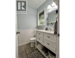 918 Baker Drive, Coquitlam, BC V3J6X2 Photo 11