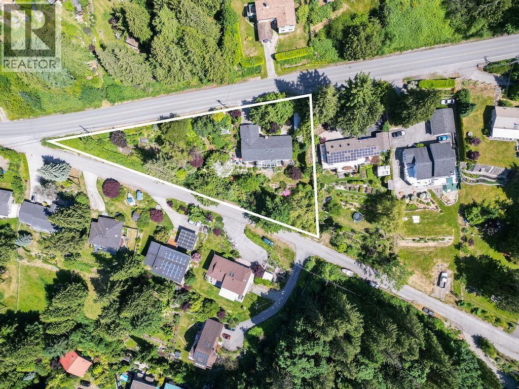1419 CHASTER Road, Gibsons, British Columbia, V0N1V5, Gibsons, British Columbia — photo 4 of 5