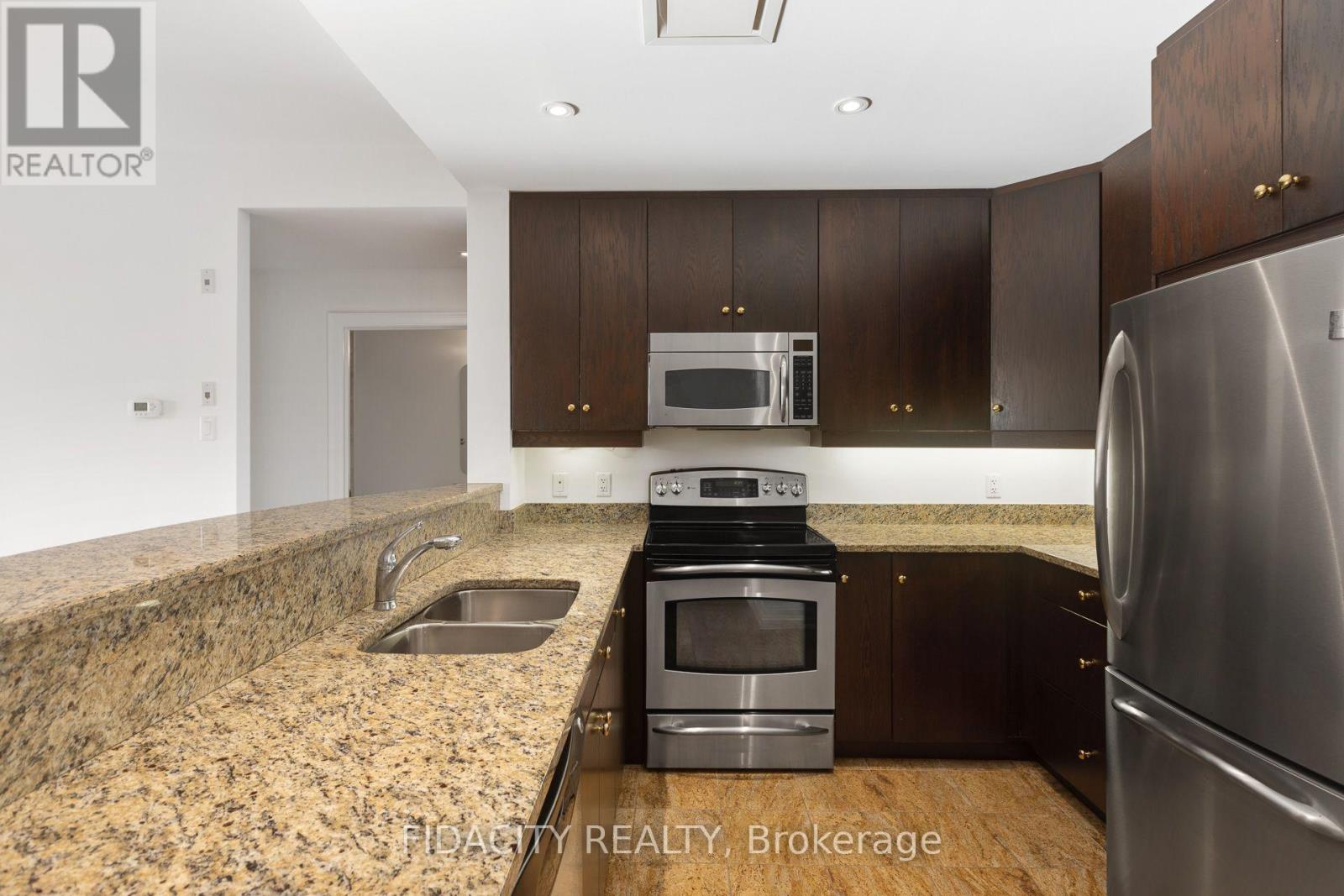 #302 320 MCLEOD STREET - Image 6