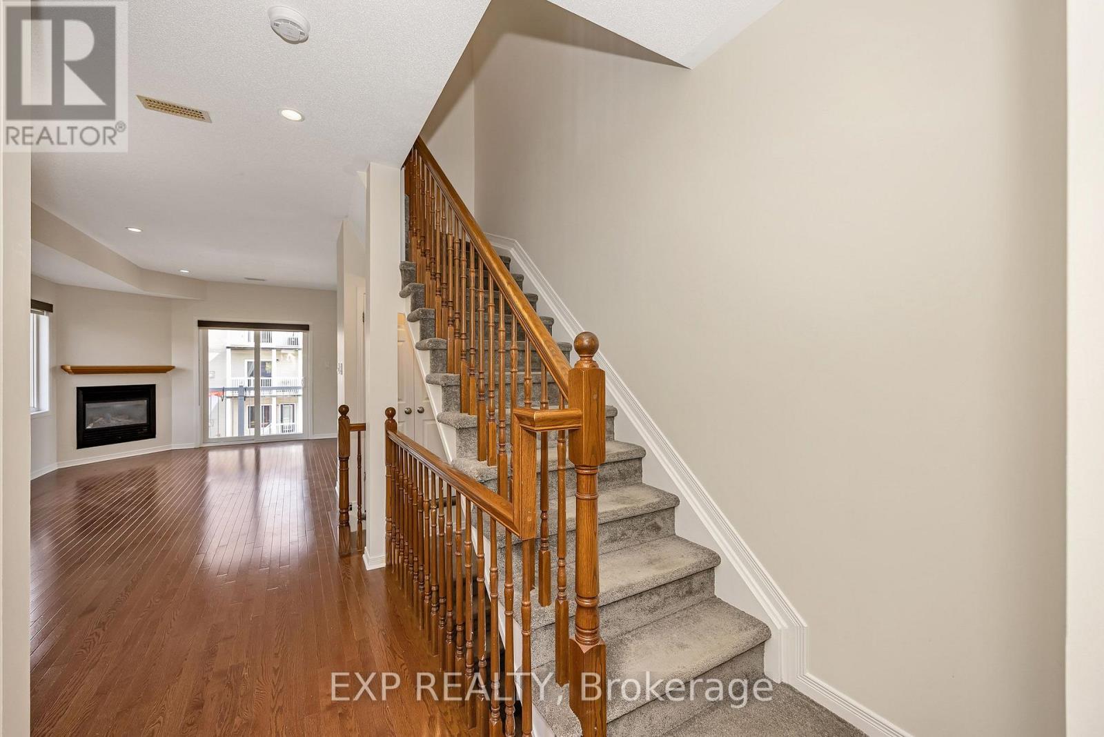 295 - 29 JARDIN PRIVATE E photo 13