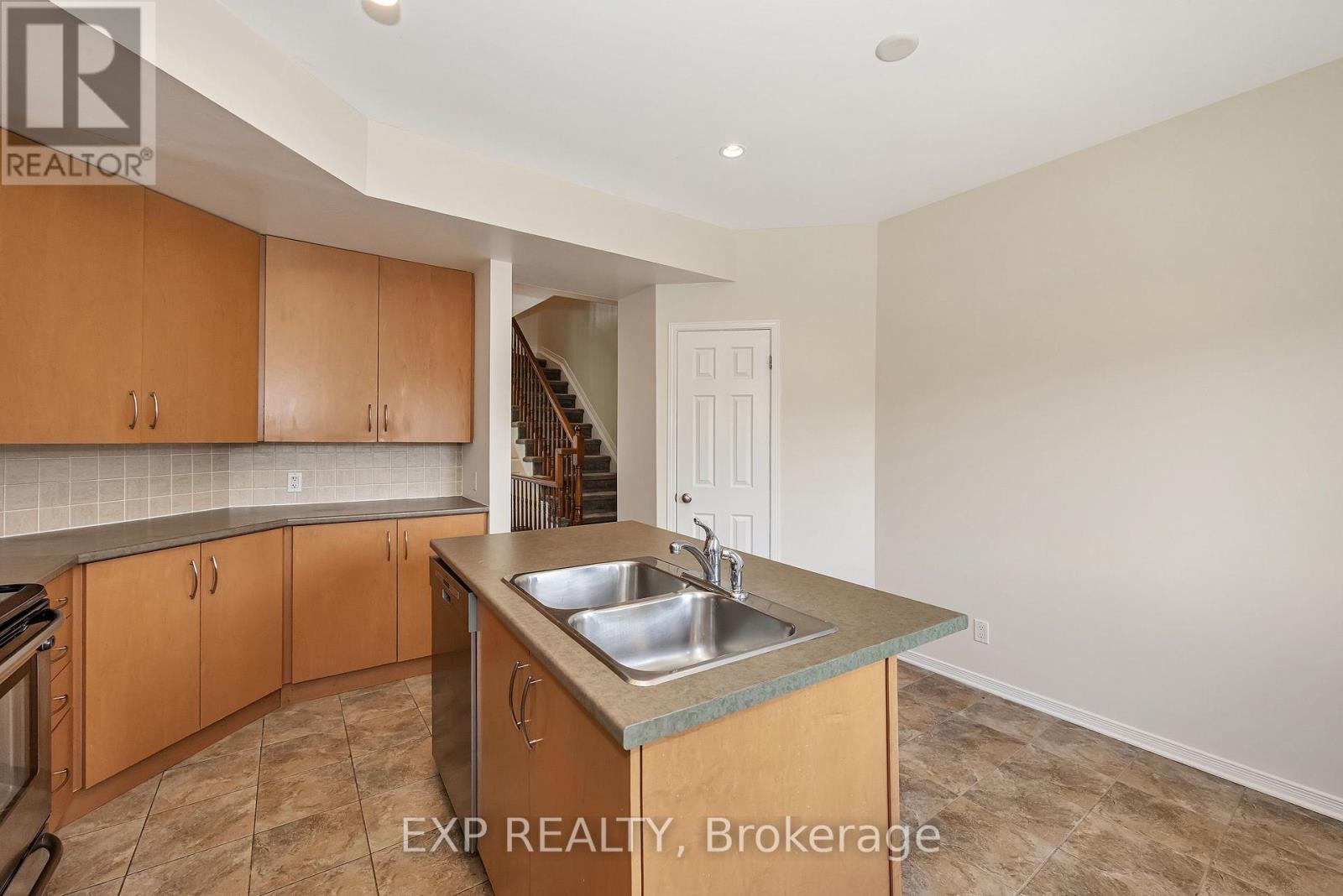 295 - 29 JARDIN PRIVATE E photo 9