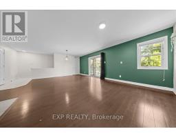 202 - 245 Equinox Drive E, Russell, ON K0A1W0 Photo 12