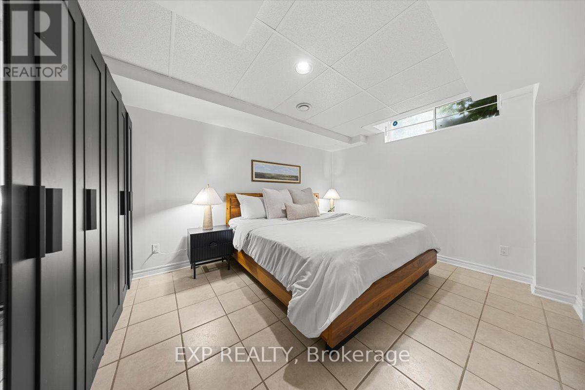2169 BRIANNA WAY - Image 36