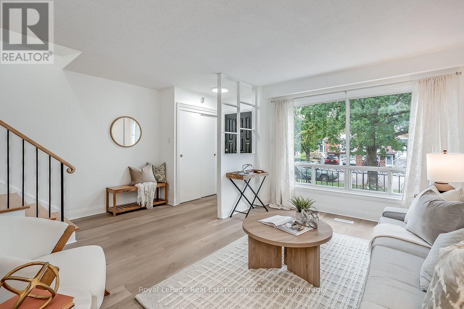 Photo of 2403 DELKUS CRESCENT
