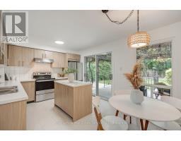 2403 Delkus Crescent, Mississauga, ON L5A1K8 Photo 10