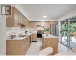 2403 Delkus Crescent, Mississauga, ON L5A1K8 Photo 11
