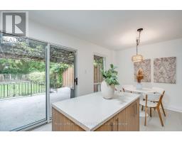 2403 Delkus Crescent, Mississauga, ON L5A1K8 Photo 14