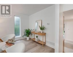 2403 Delkus Crescent, Mississauga, ON L5A1K8 Photo 9