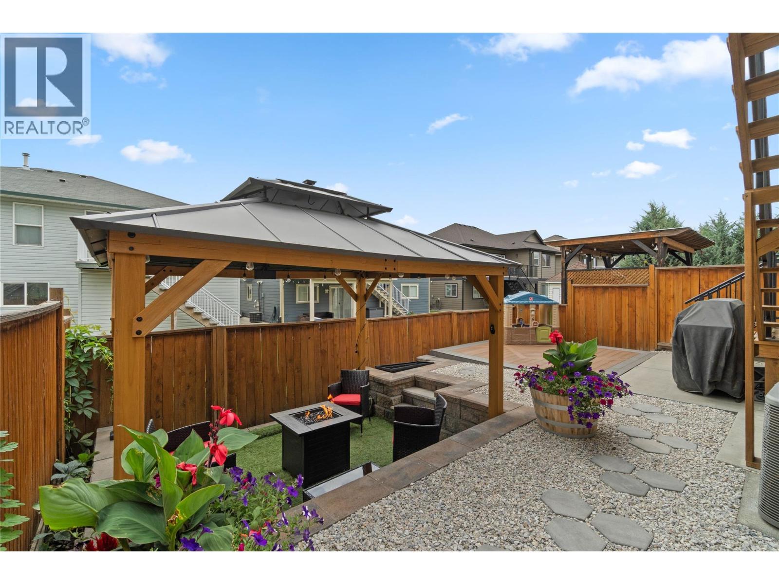 #9 2592 Crestline Street - Image 27