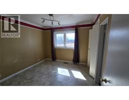 Living room - 8185 Stuckey Road, Dawson Creek, BC V0C1T0 Photo 11