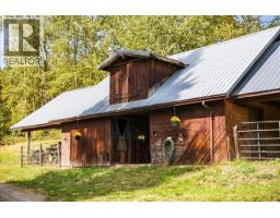 Family room - 2961 Happy Valley Road, Rossland, BC V0G1Y0 Photo 7