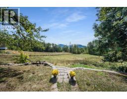 2961 Happy Valley Road, Rossland, BC V0G1Y0 Photo 21