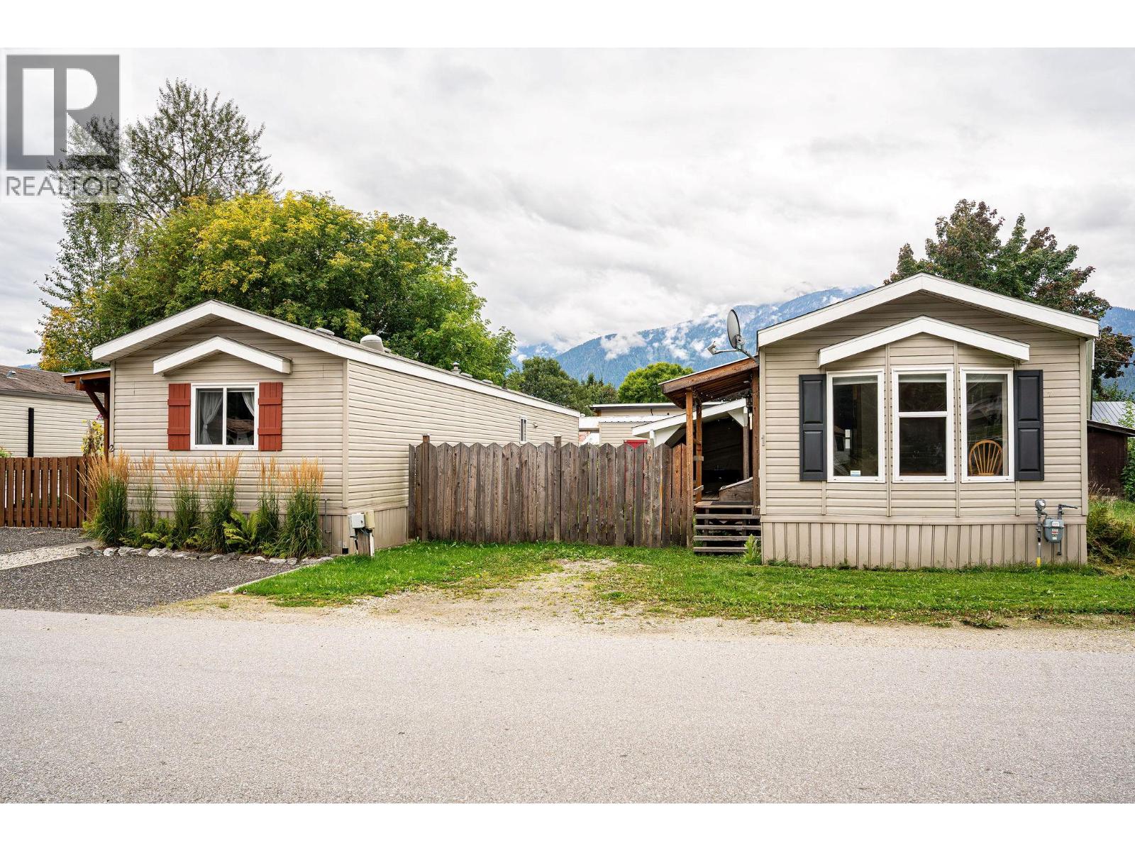 #1 318 Humbert Street - 22