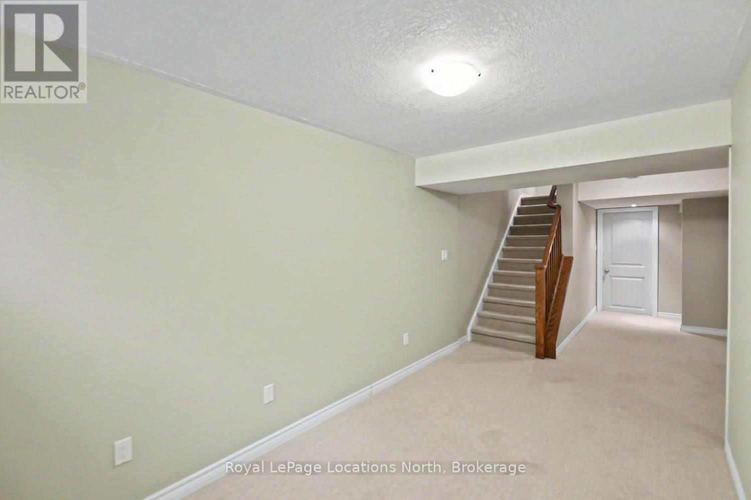 38 SILVER GLEN BOULEVARD - Image 31