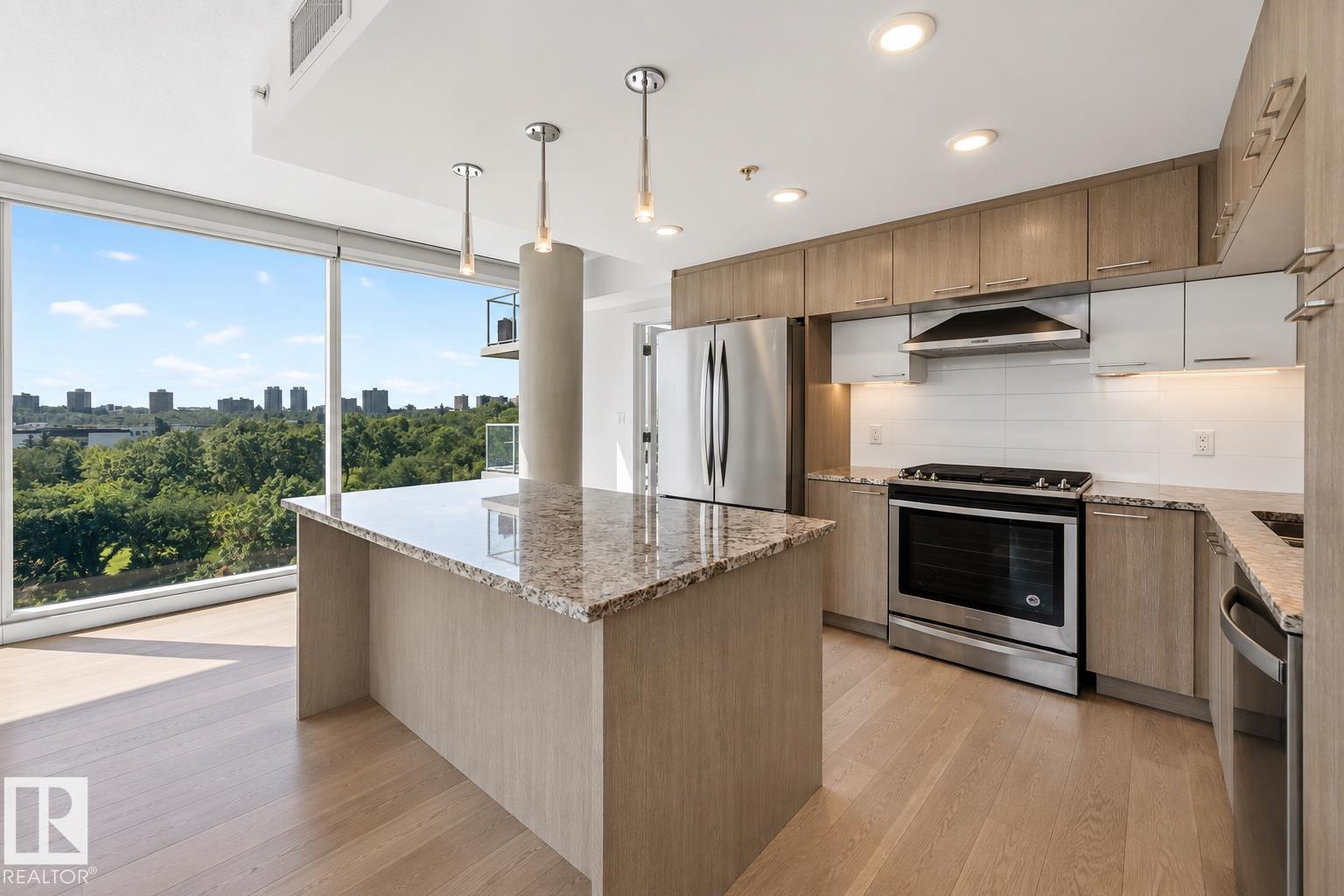 #605 9720 106 St NW, Downtown (Edmonton) — photo 14 of 30
