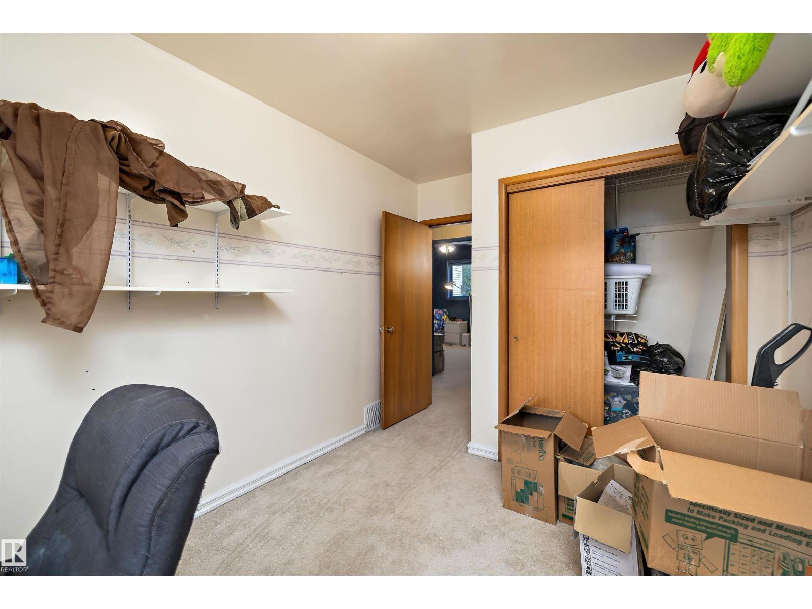 10621 60A AV NW - 19
