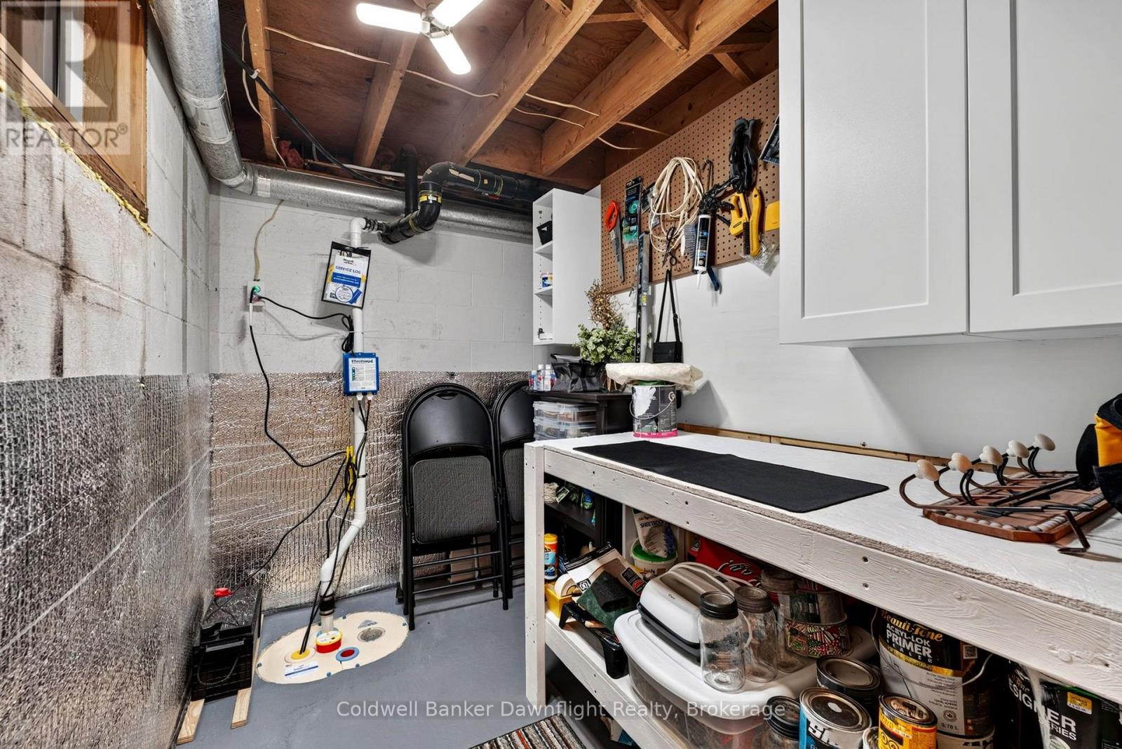 154 RICHMOND STREET - Image 39
