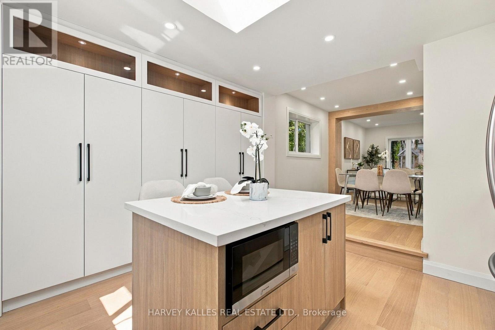 547 MELROSE AVENUE - 14