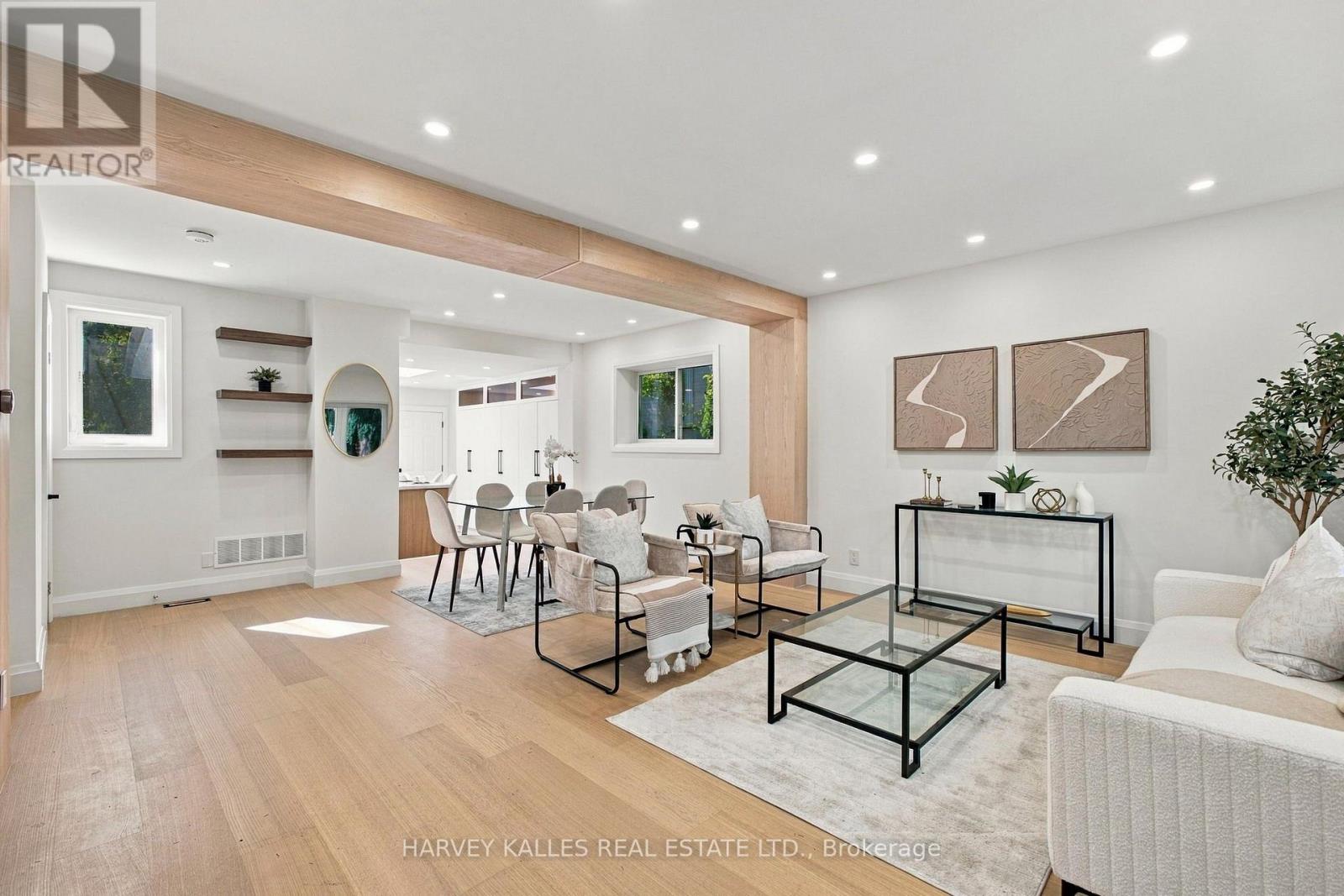 Photo of 547 MELROSE AVENUE