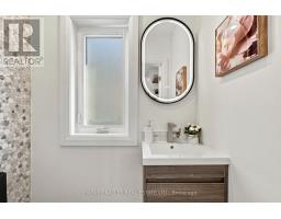547 Melrose Avenue, Toronto, ON M5M2A4 Photo 16