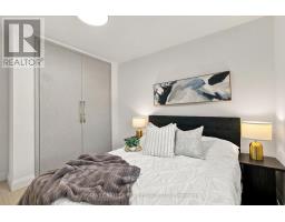 547 Melrose Avenue, Toronto, ON M5M2A4 Photo 21
