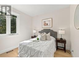 547 Melrose Avenue, Toronto, ON M5M2A4 Photo 22