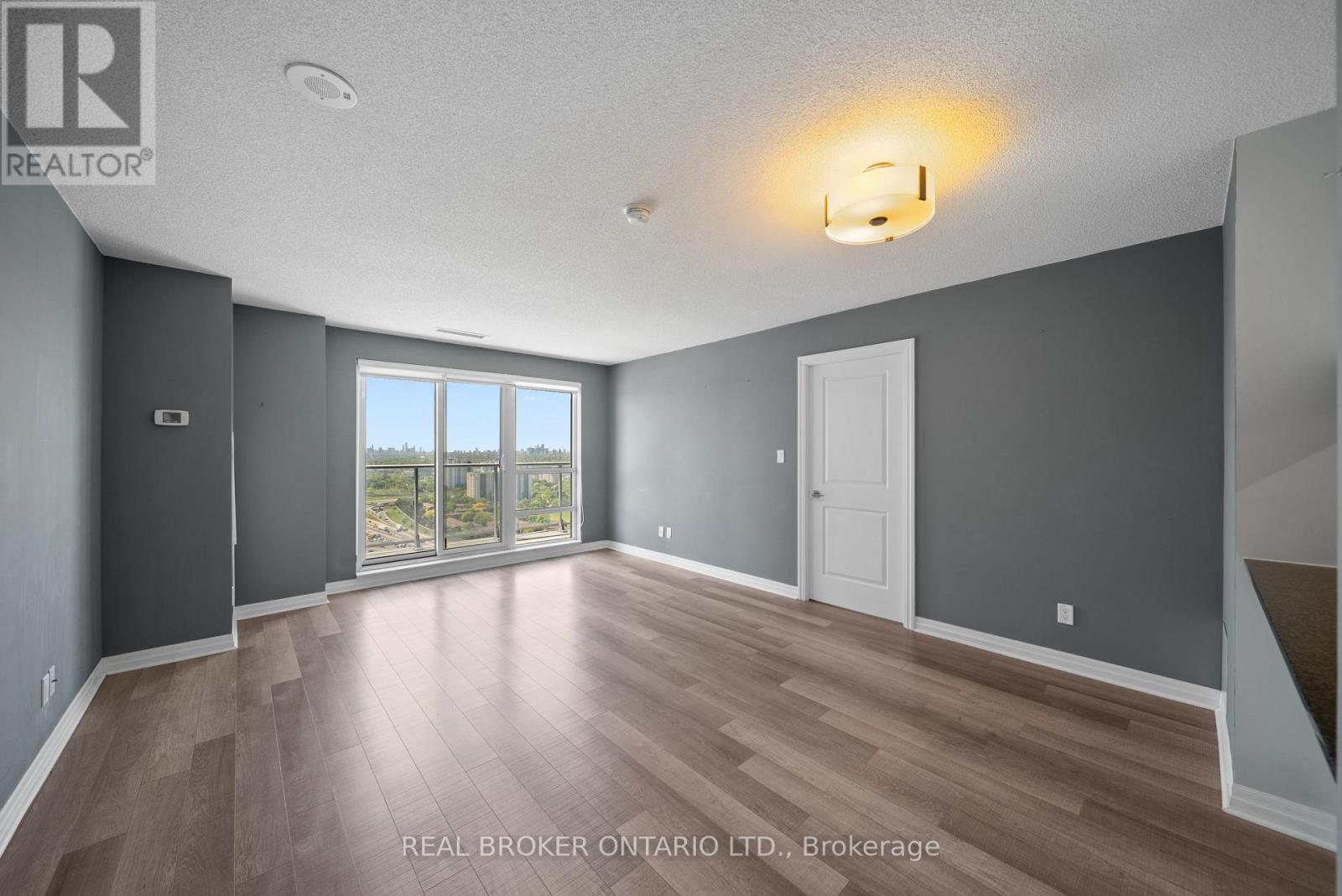 Photo of 3010 - 2015 SHEPPARD AVENUE E