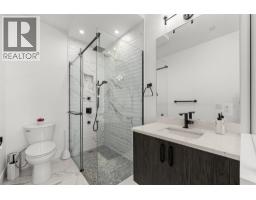 466 Swan Drive, Kelowna, BC V1W5L9 Photo 49
