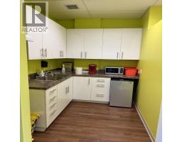 102 2664 Kingsway Avenue, Port Coquitlam, BC V3C1T8 Photo 10