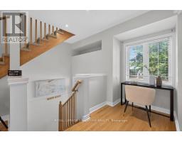 1755 Danforth Avenue, Toronto, ON M4C1J1 Photo 11