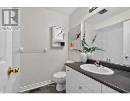 1755 Danforth Avenue, Toronto, ON M4C1J1 Photo 33