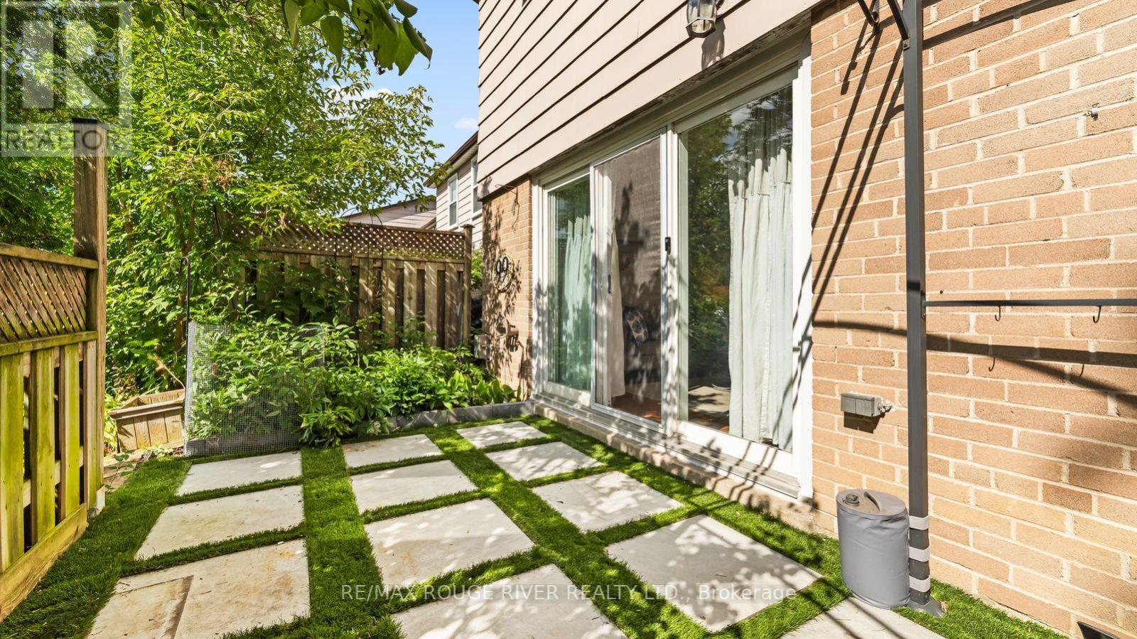 #99 925 BAYLY STREET - Image 31