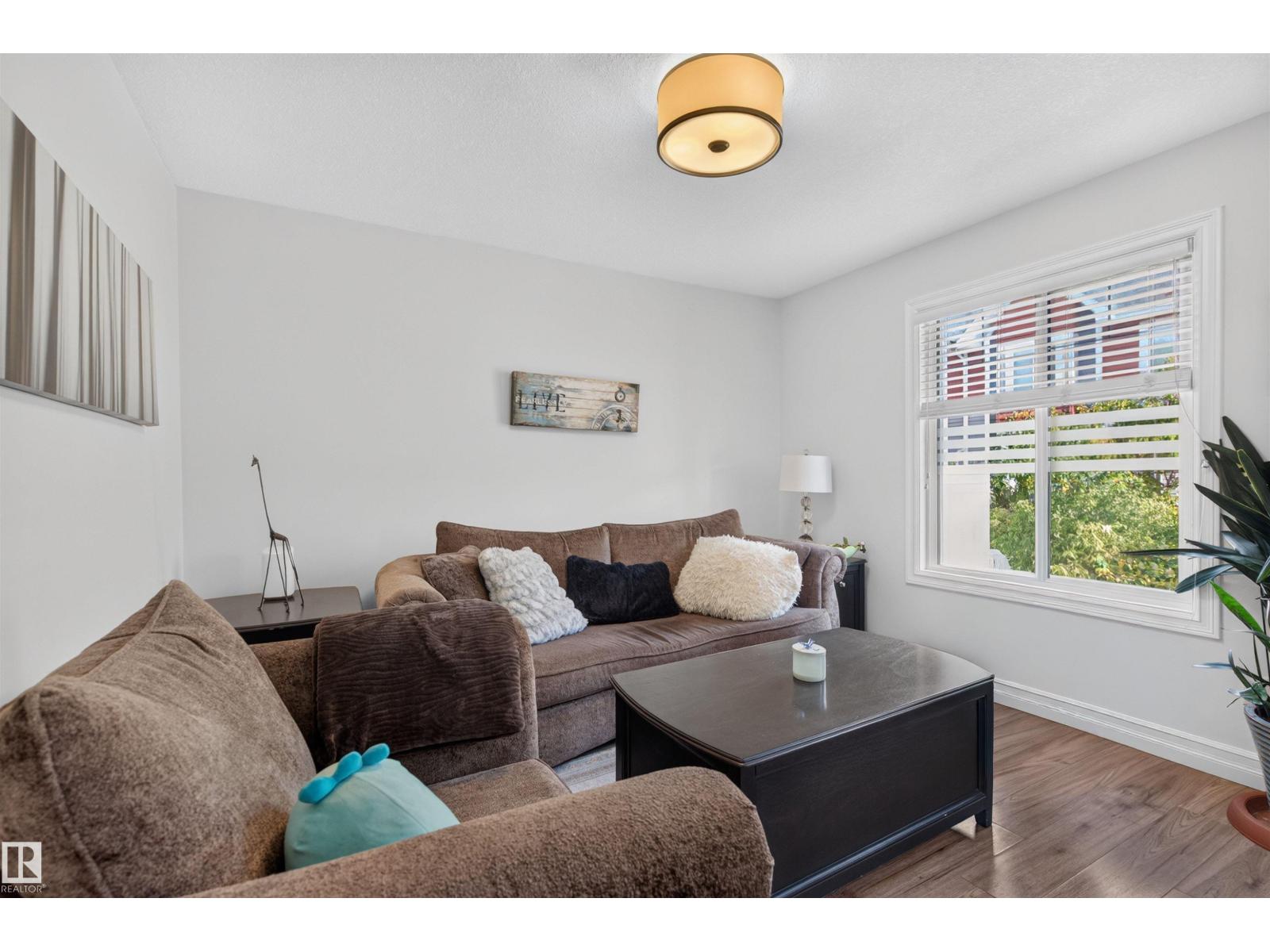#35 1508 105 ST NW - 4