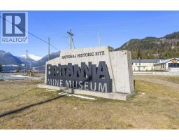 1140 Copper Drive, Squamish, BC V1J1J0 Photo 16