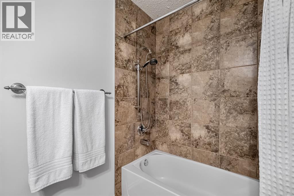 839 Lake Twintree Crescent SE - photo 27
