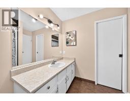 111 Midbend Place Se, Calgary, AB T2X2J7 Photo 20