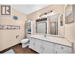 111 Midbend Place Se, Calgary, AB T2X2J7 Photo 19