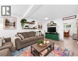 111 Midbend Place Se, Calgary, AB T2X2J7 Photo 12